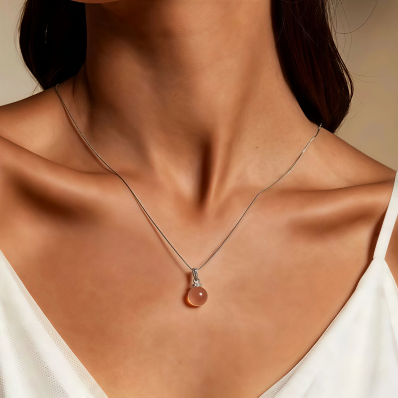 Collier en cristal naturel Moon Whisper