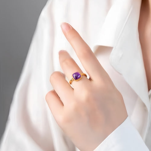 Bague ajustable en améthyste porte-bonheur