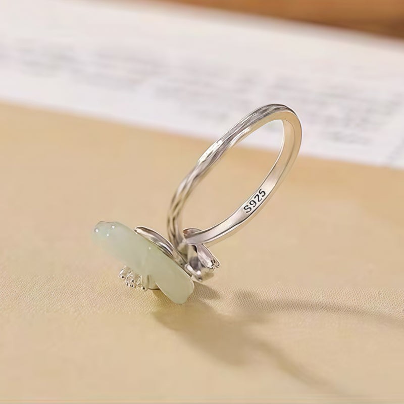 Blossom Hetian Jade Ring – Soft Luck, Quiet Guard