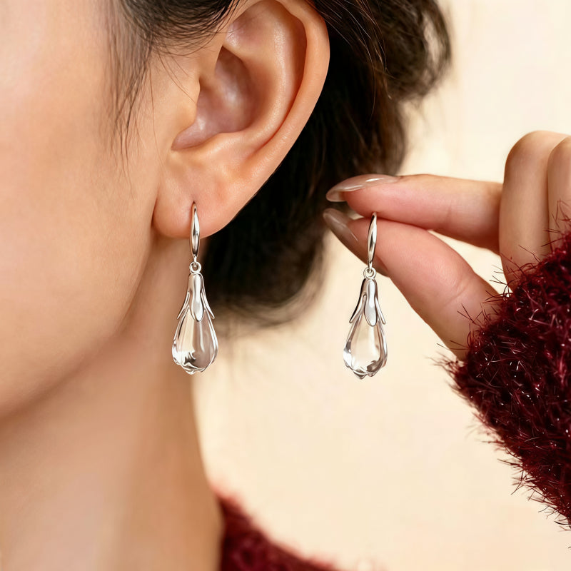 Boucles d'oreilles pendantes Magnolia en cristal naturel