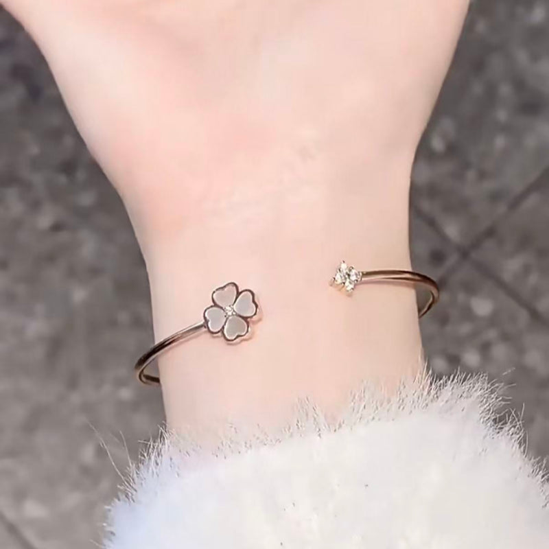 Bracelet papillon en jade Hetian