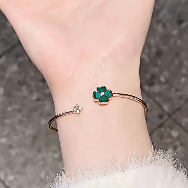 Bracelet papillon en jade Hetian
