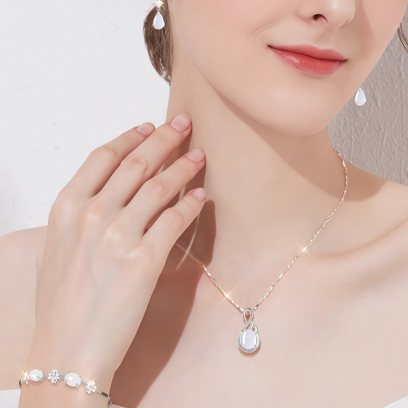 Vintage White Chalcedony 3‑Piece Jewelry Set - Wisdom