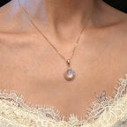 Collier Pierre de Lune Galaxie Doux Rêve Tombant – Intuition Douce, Protection Féminine