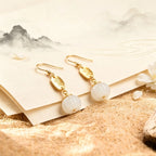 Boucles d'oreilles Lotus Éveil en Jade Hetian Naturel
