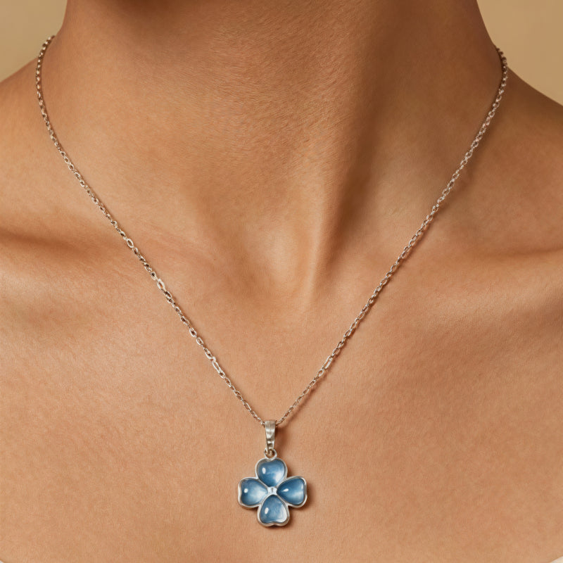 Blue Four-Leaf Clover Natural Aquamarine Necklace – A Clover Carries All Good Fortune