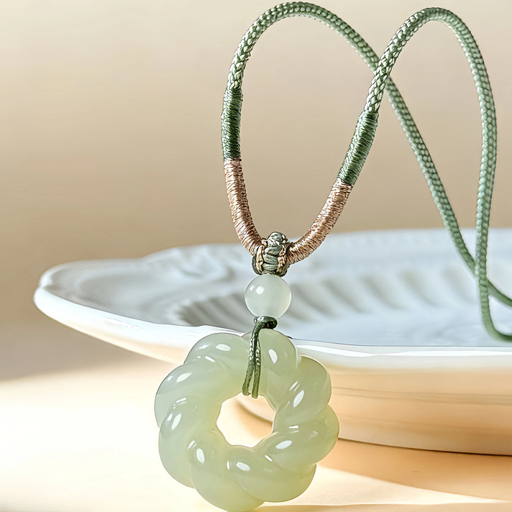 Collier Lotus Dew en jade Hetian naturel