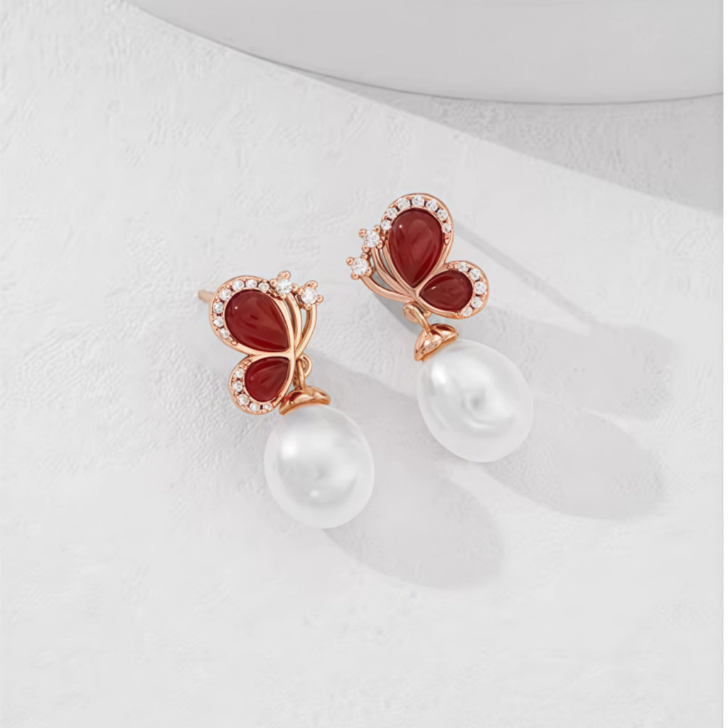 Collier en cristal de quartz clair Pendentif facetté irrégulier