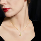 Collier en cristal de quartz clair Pendentif facetté irrégulier