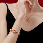 Collier en cristal de quartz clair Pendentif facetté irrégulier