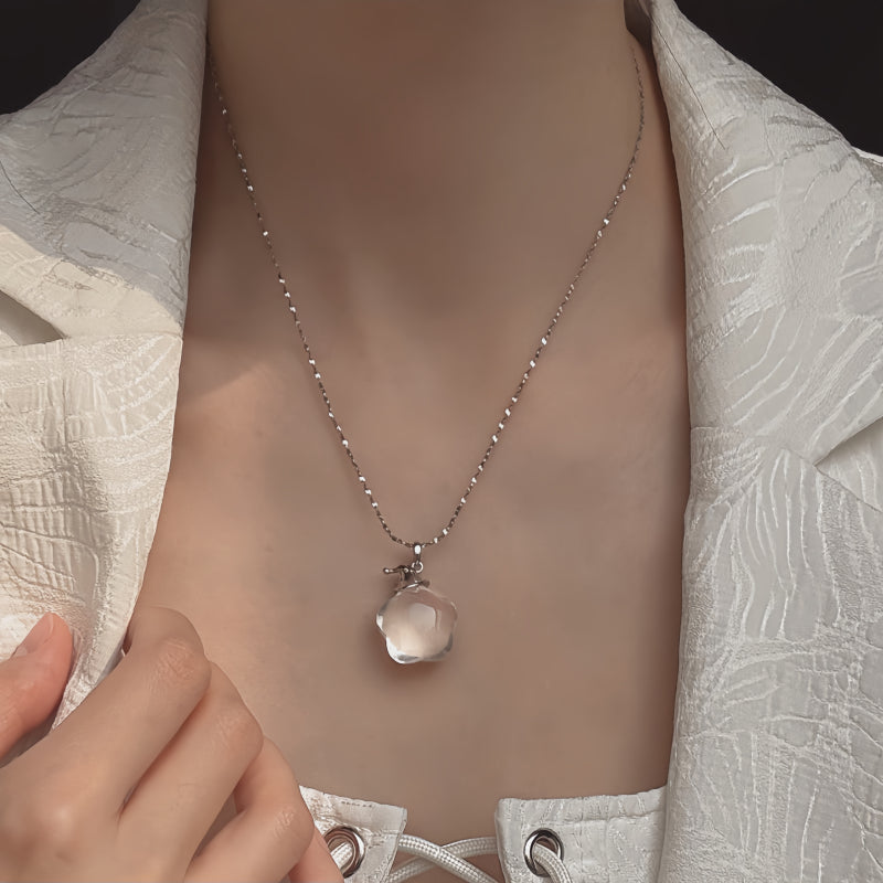 AA Clear Quartz Chubby Star Necklace – Purify Aura, Manifest Wishes