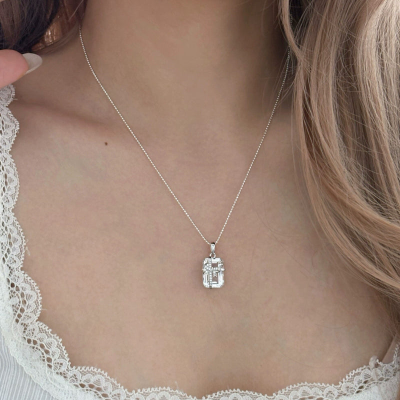 Shinning Bow Clear Quartz Necklace – Purify Aura, Clear Mind