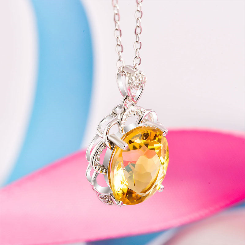 Collier en cristal naturel « Murmure de fleur »