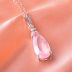 Collier goutte de rosée rose en cristal naturel