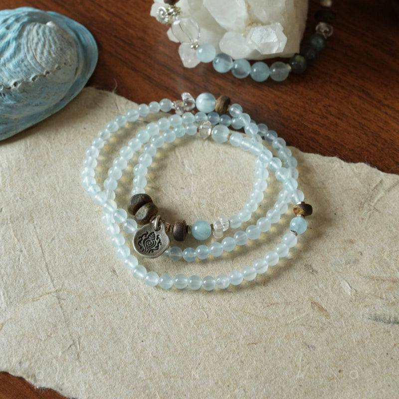 Natural Aquamarine Agarwood Bracelet – Calm Mind, Speak Truth, Attract Good Fortune