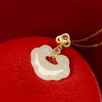 Collier à ajustement facile en quartz clair - Pureté intérieure et expression claire