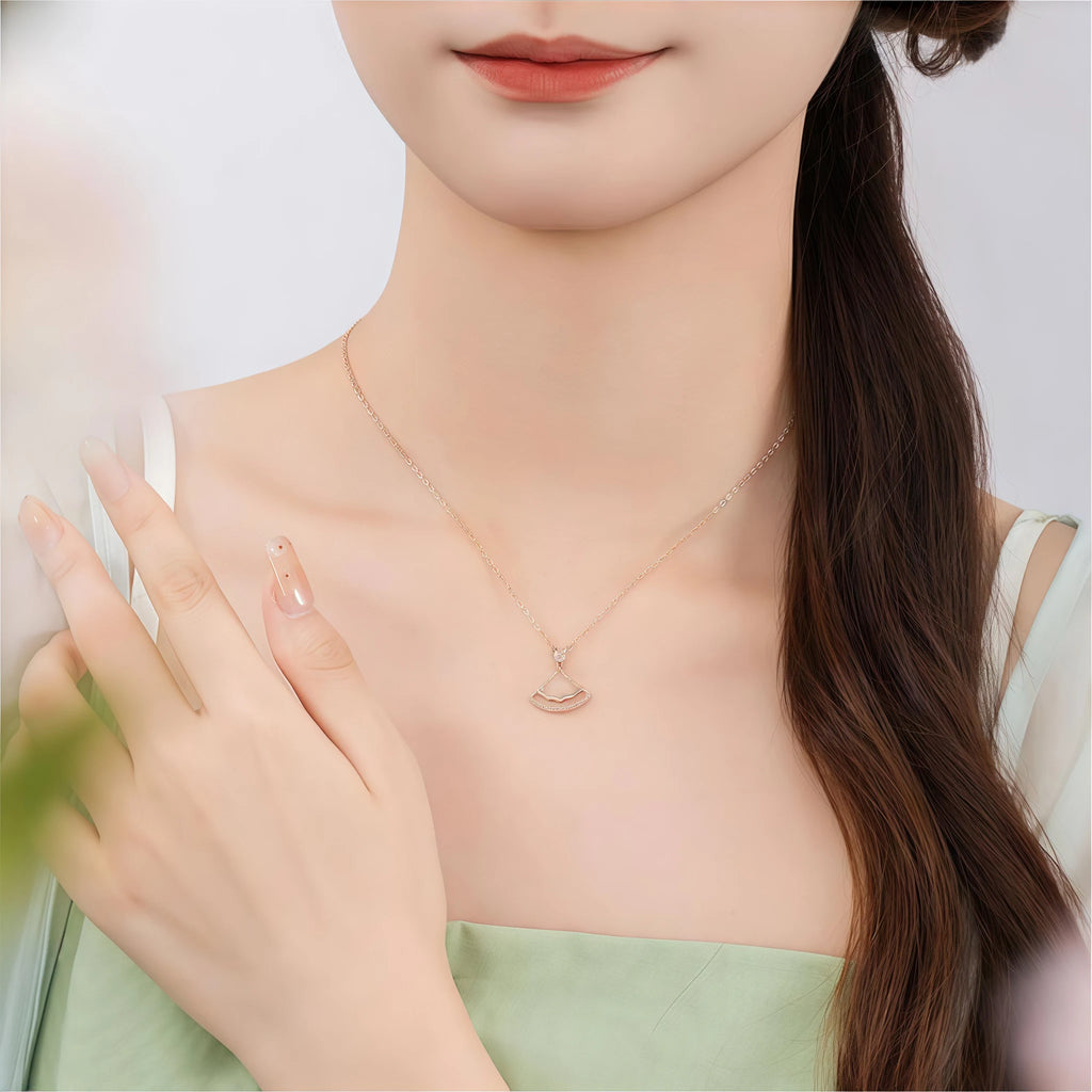 Women Luxury Fan Gemstone Necklace - Gentleness & Peace