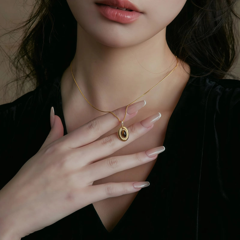 Collier en pierre naturelle Œil de tigre, chaîne pour femme vintage style Maillard