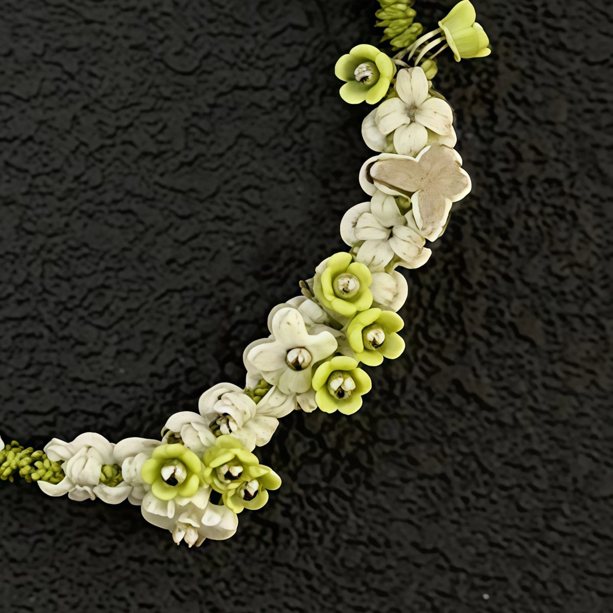 Bracelet tressé floral fait main