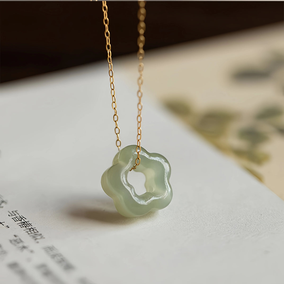 Collier à ajustement facile en quartz clair - Pureté intérieure et expression claire