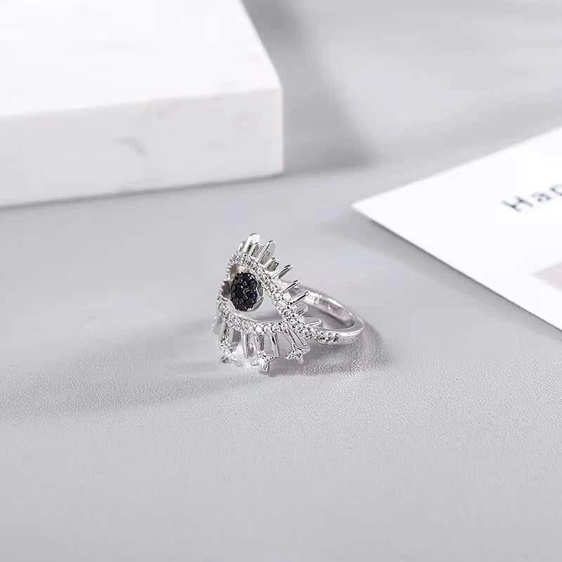 Starlight Evil Eye Ring – Courage, Protection & Fortune