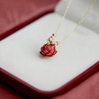 Collier Lotus Rouge