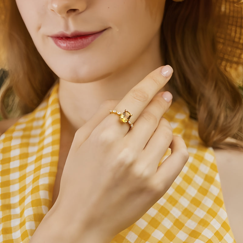 Bague en citrine naturelle ensoleillée attirant la richesse