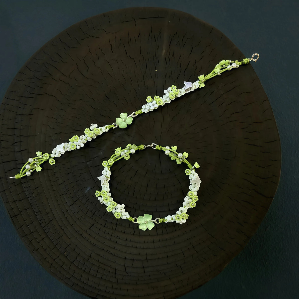 Bracelet tressé floral fait main