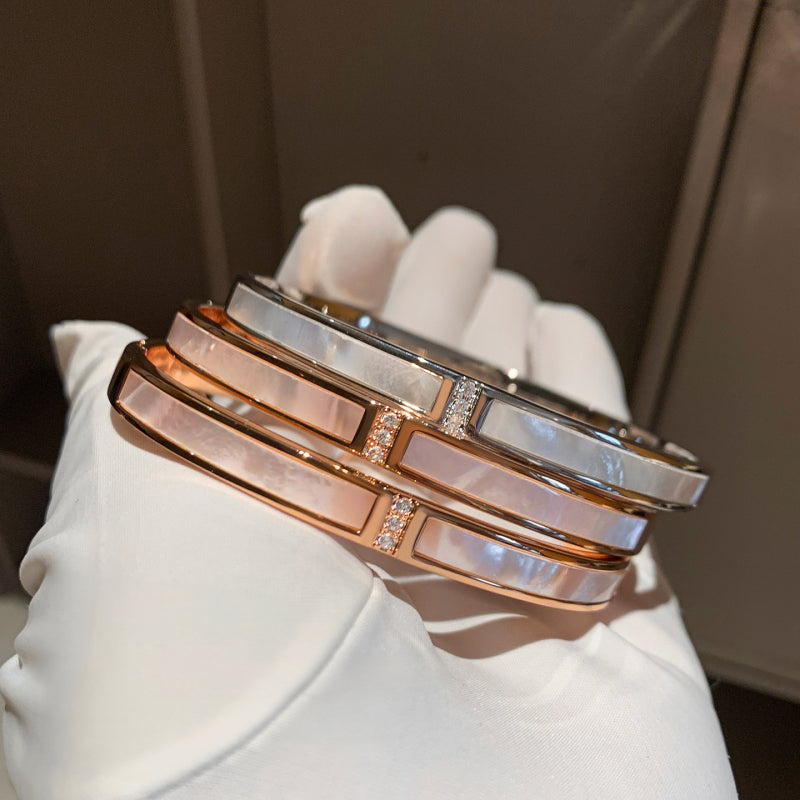Natural White Mother-of-Pearl Slim Bracelet