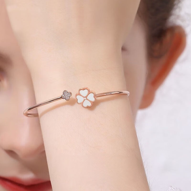 Bracelet papillon en jade Hetian