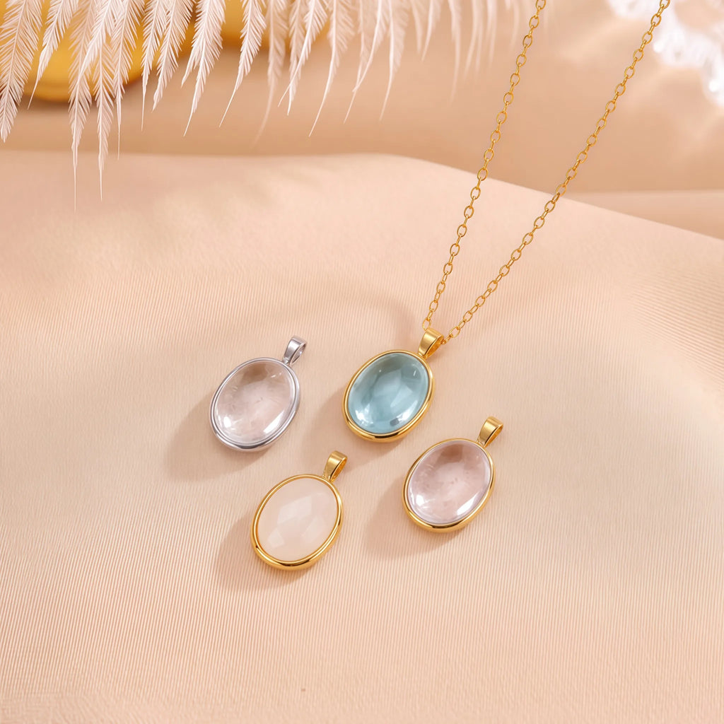 Collier à ajustement facile en quartz clair - Pureté intérieure et expression claire