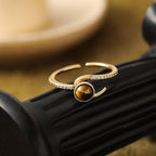 Bague Tigre Œil Rayonnant pour Richesse et Protection — Bague Épingle de Revers Vintage pour Femme