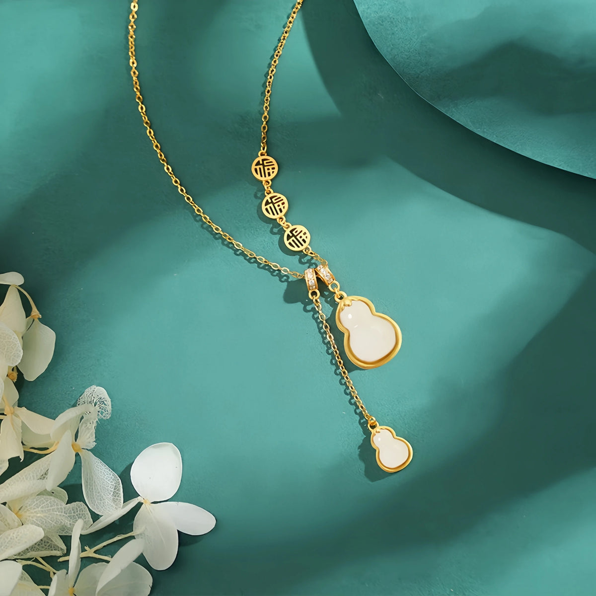 Collier à ajustement facile en quartz clair - Pureté intérieure et expression claire