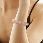 Bracelet en cristal naturel « Rose attire l'amour »