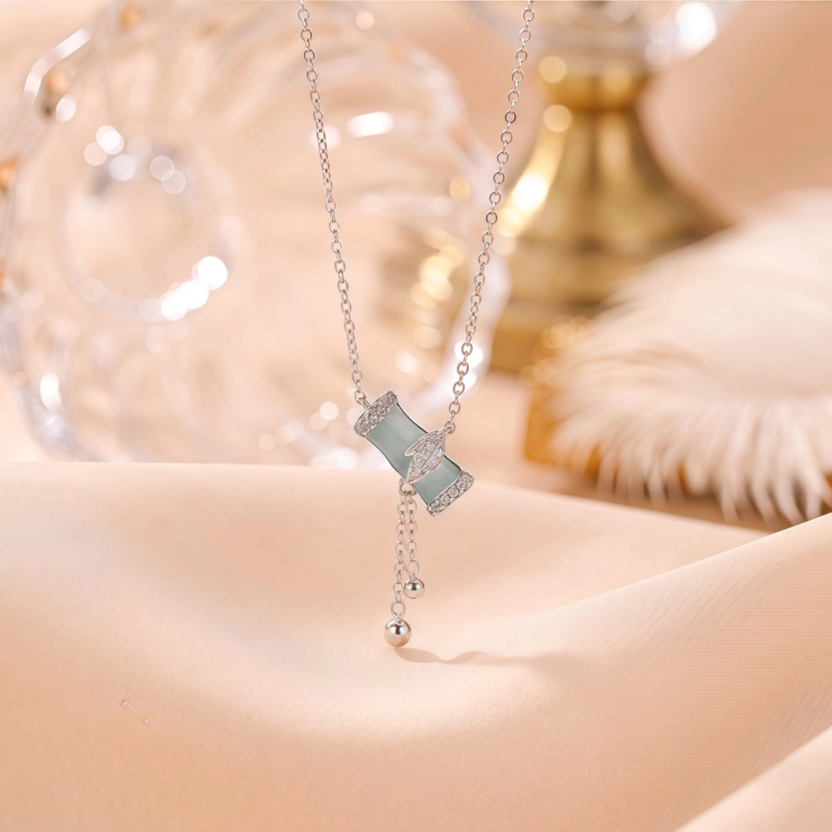 Collier à ajustement facile en quartz clair - Pureté intérieure et expression claire