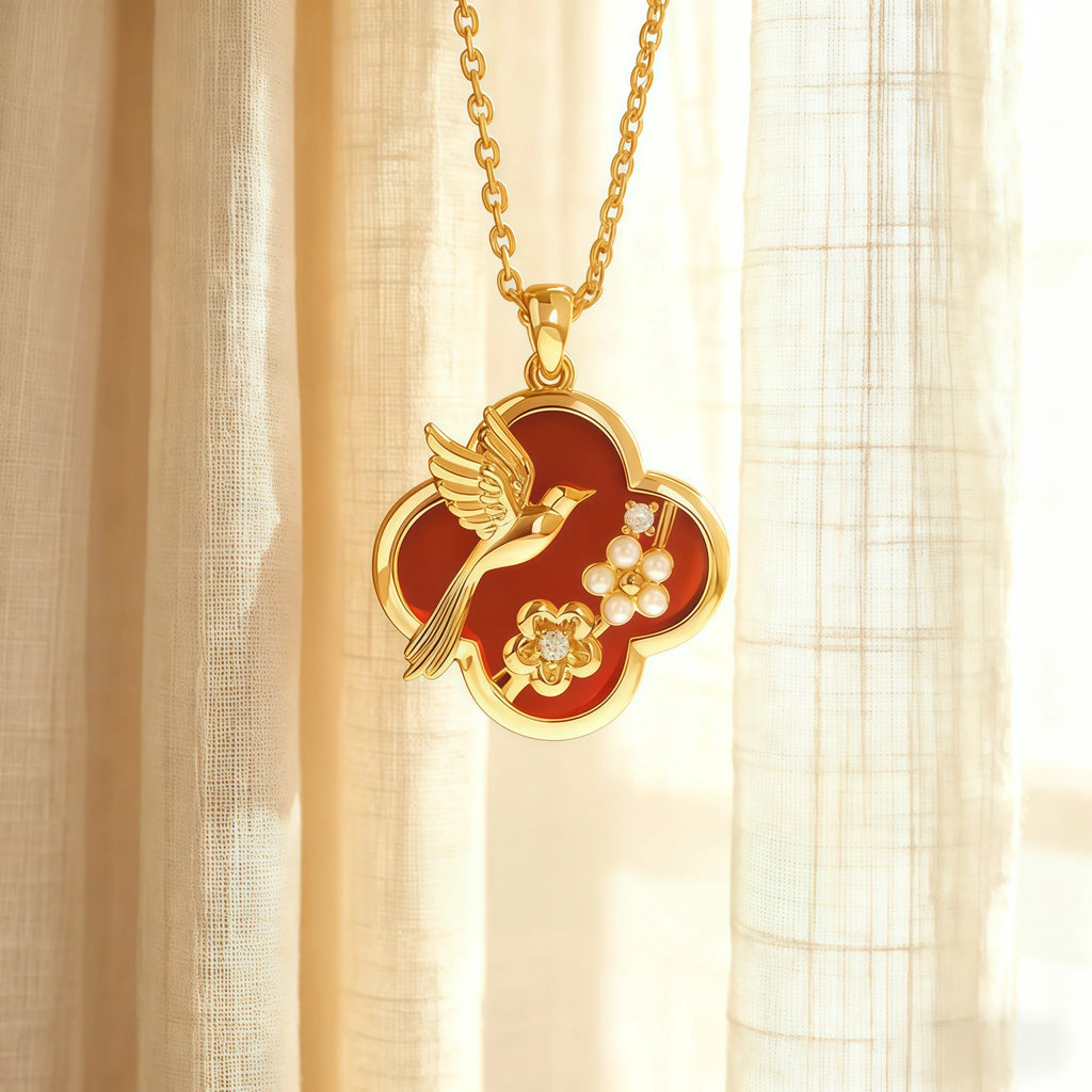 Collier en cristal de quartz clair Pendentif facetté irrégulier