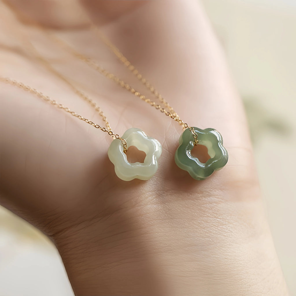 Collier à ajustement facile en quartz clair - Pureté intérieure et expression claire