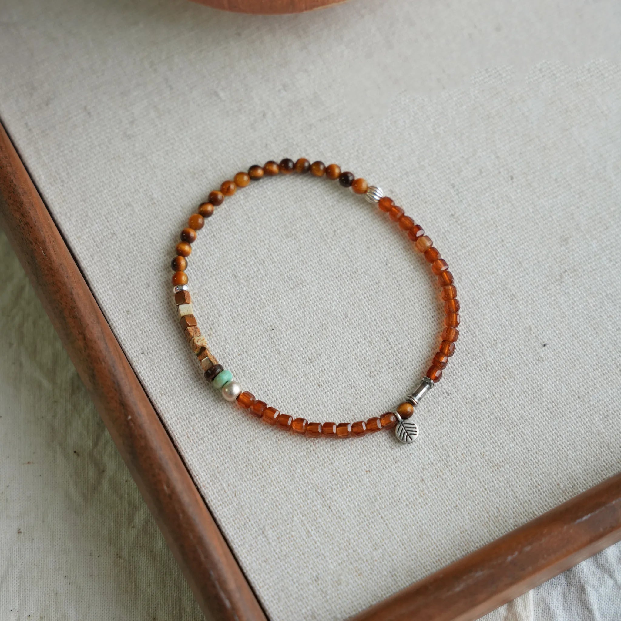 Collier en cristal naturel couronne vintage