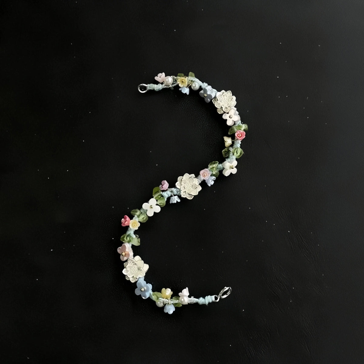Bracelet tressé floral fait main
