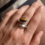 Natural Tiger Eye Stone Ring Serpentine Simple Opening Women's Ring