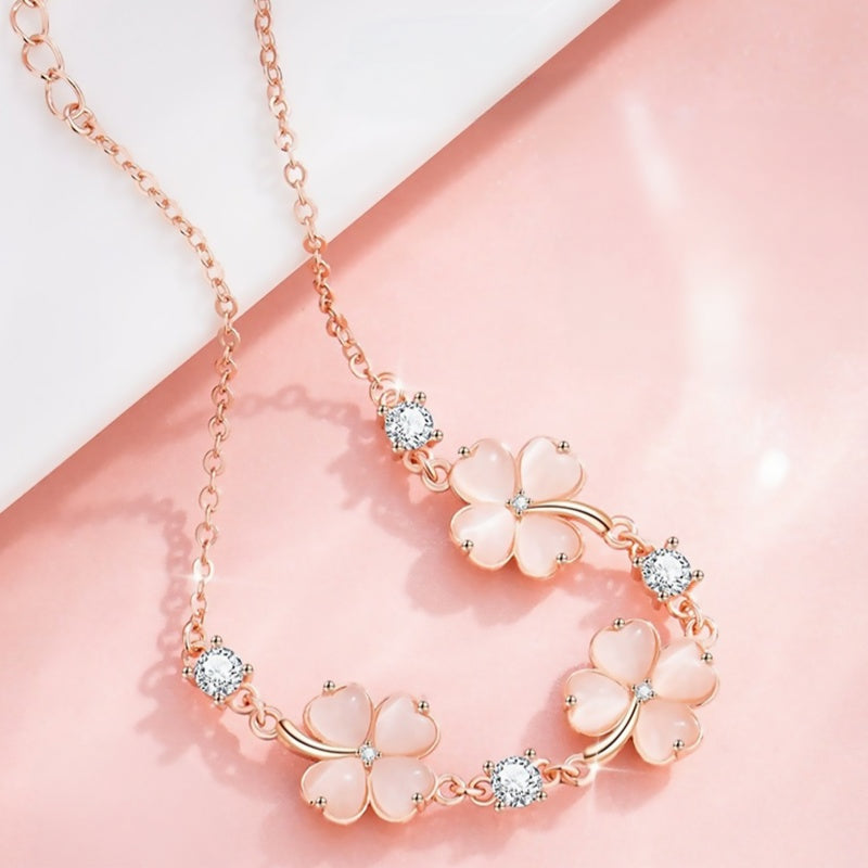 Lucky Four‑Leaf Clover Necklace/Bracelet/Earrings Set - Conveying Romance