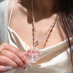 Renard à neuf queues en quartz rose – Charme et protection spirituelle