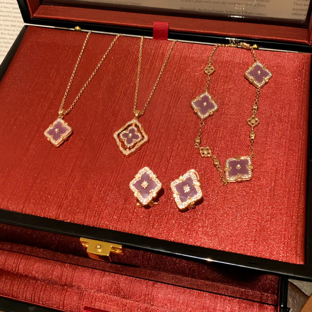 Collier Sakura en jade Hetian