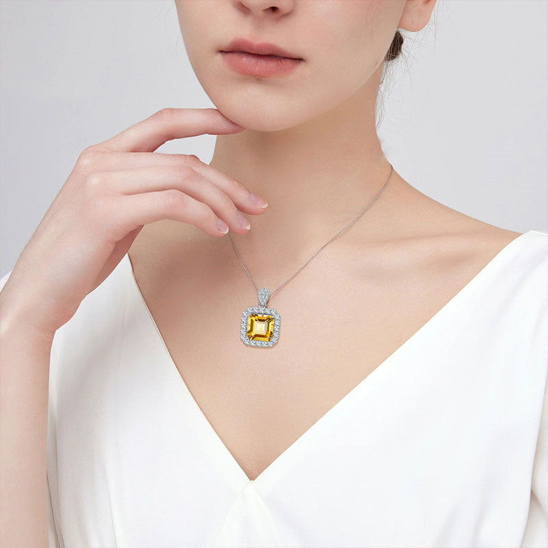 Le collier de cristaux naturels Light Seeker