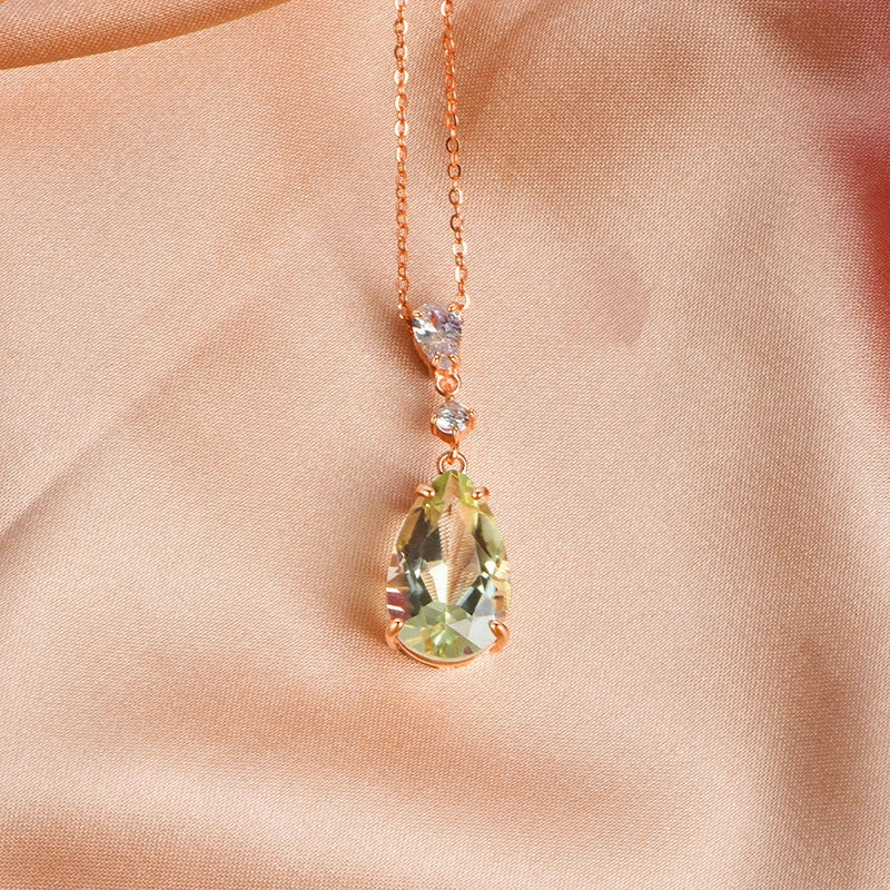Collier Printanier Rosée de Cristal Naturel
