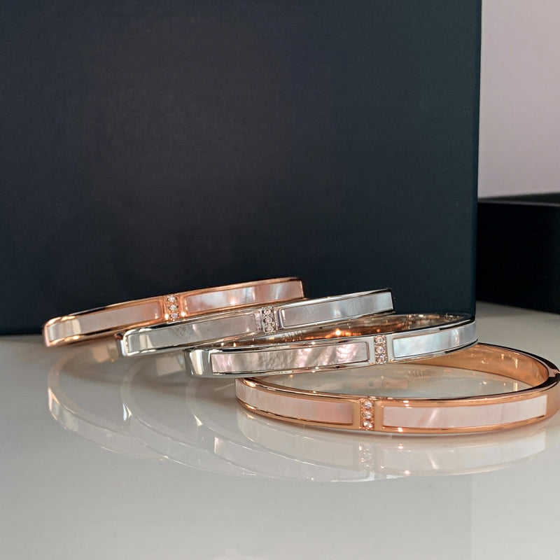 Natural White Mother-of-Pearl Slim Bracelet