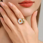 Spring Naturalistic Daisy Ring - Innocence Ring