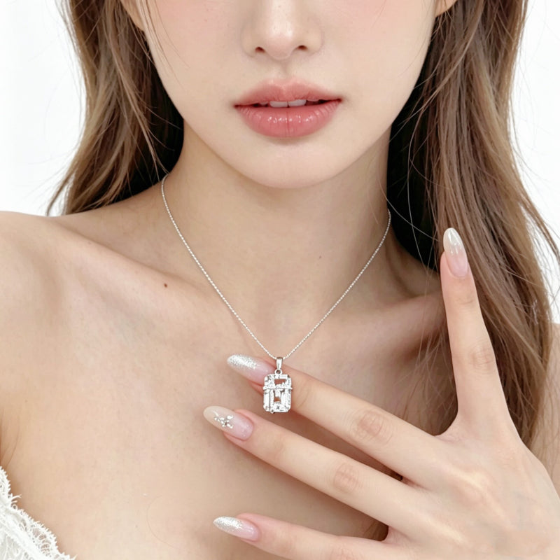 Collier en quartz clair Nœud brillant – Purifie l'aura, éclaircit l'esprit