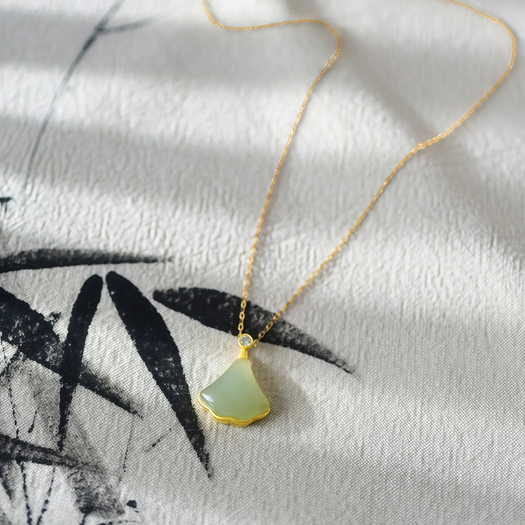 Collier à ajustement facile en quartz clair - Pureté intérieure et expression claire