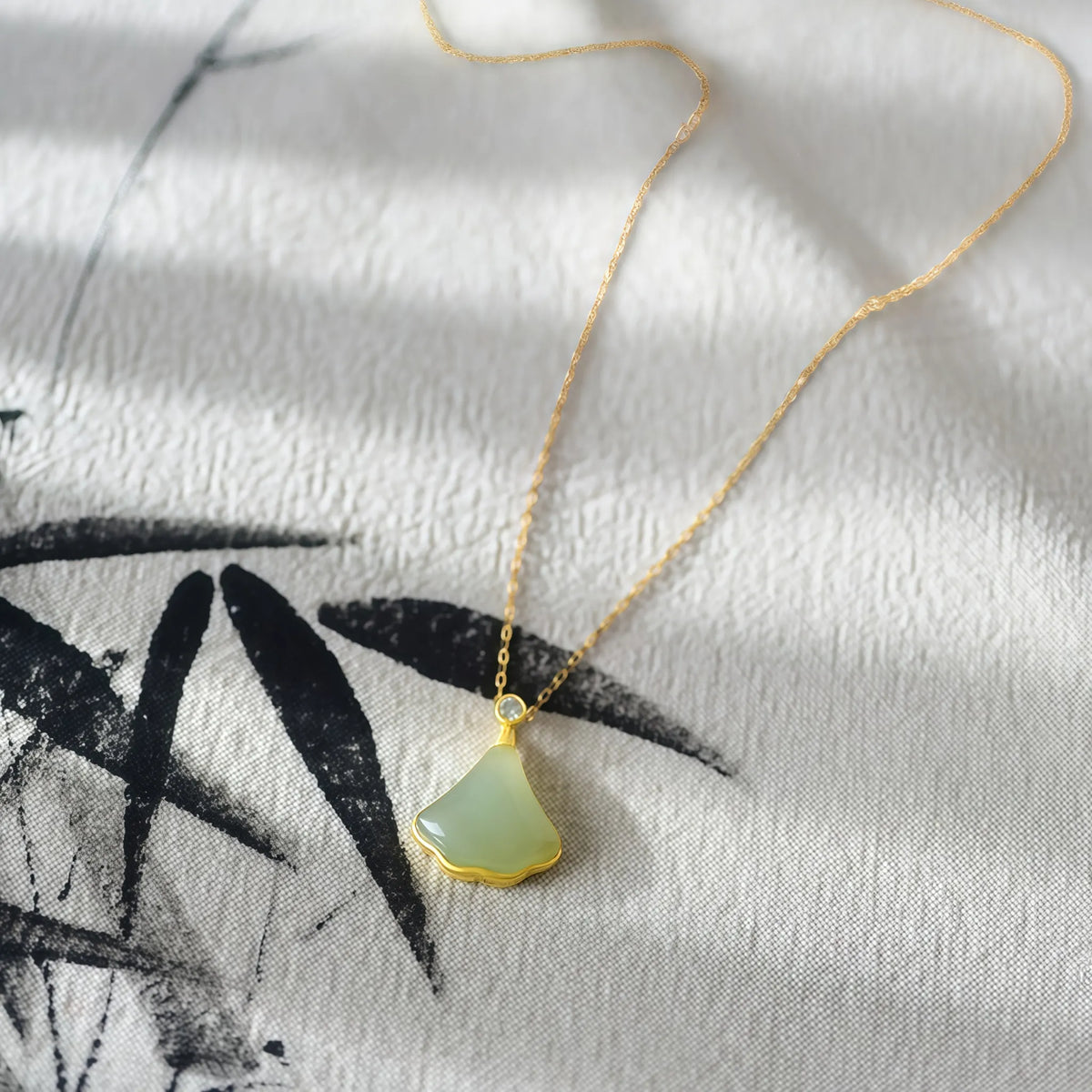 Collier à ajustement facile en quartz clair - Pureté intérieure et expression claire